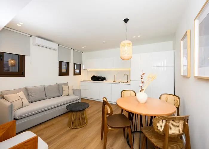 Serene Салоники