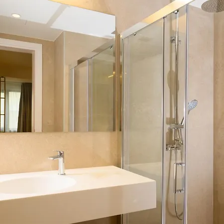 Serene Апартаменты *